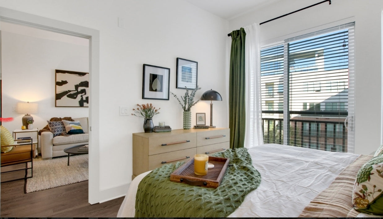 Professional & Modern 2BR/2BA Apartment | Minutes from Downtown Atlanta
